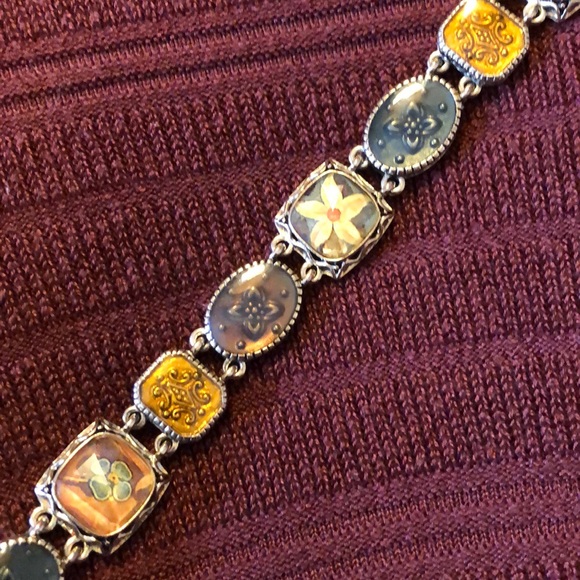 Vintage victorian style bracelet great condition! - Picture 2 of 4